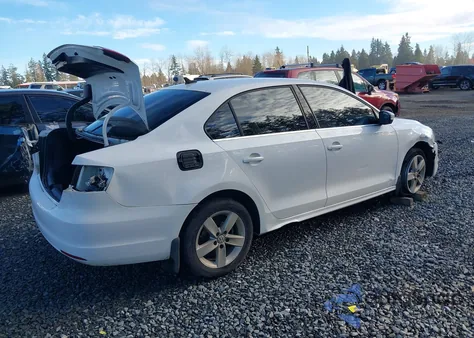 2014 Volkswagen Jetta 2.0L Tdi из США, поврежденный, VIN 3VWLL7AJ5EM352271